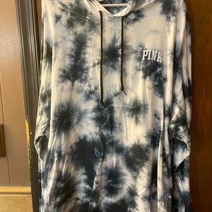 VS PINK Varsity Long Sleeve Tee with Hood XXL